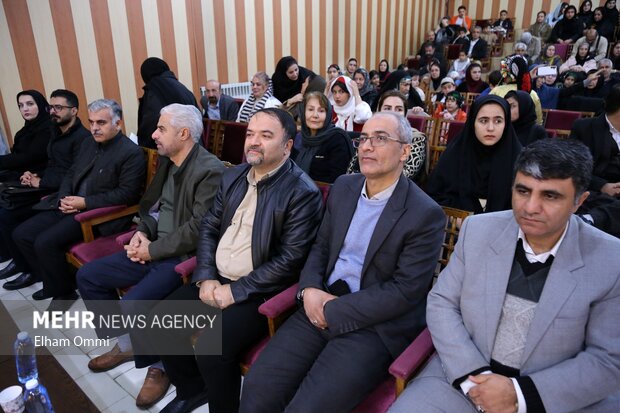 اختتامیه ویژه برنامه استانی جشنواره بین‌المللی قصه‌گویی در سنندج