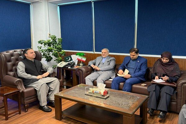 İran ve Pakistan arasında liman ve deniz işbirliği artıyor