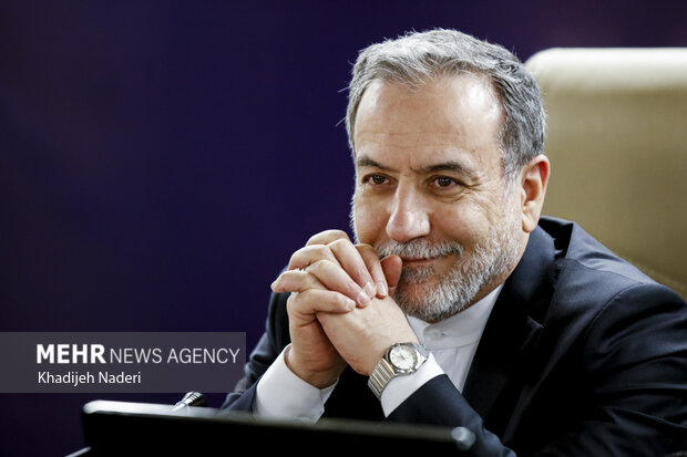 پاسخ عراقچی به توئیت وزارت امنیت داخلی آمریکا