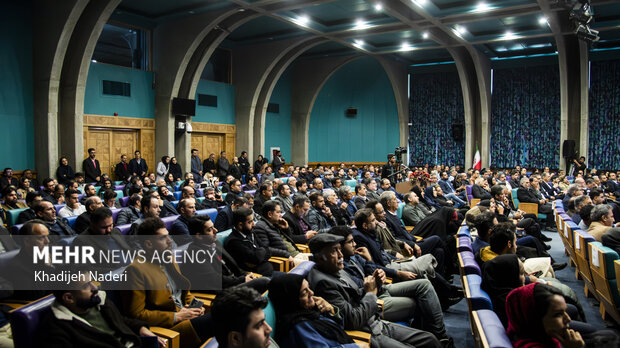 سفر یک روزه سید عباس عراقچی، وزیر امور خارجه ایران به اصفهان
