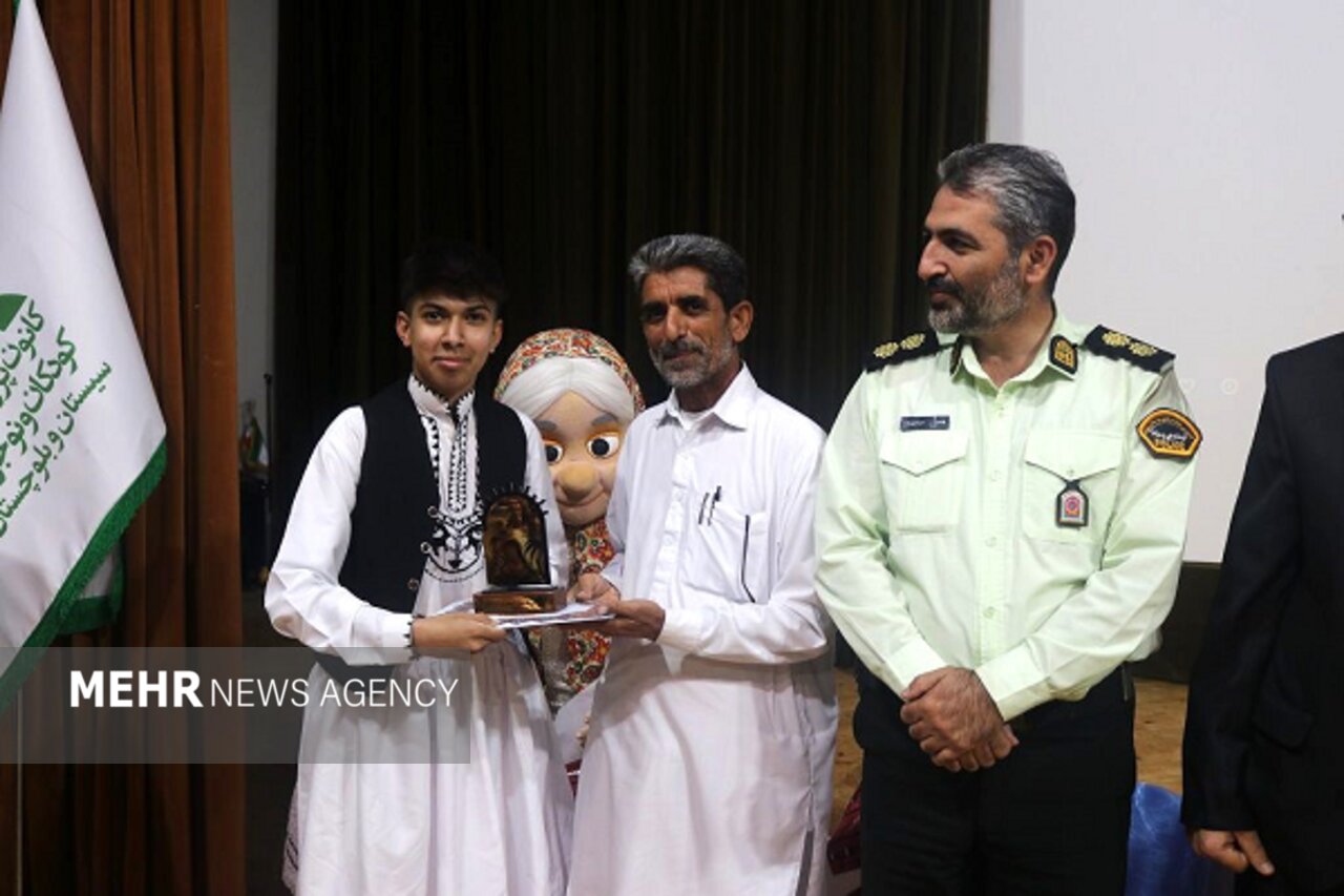 برگزیدگان مرحله استانی جشنواره قصه‌گویی سیستان و بلوچستان مشخص شد