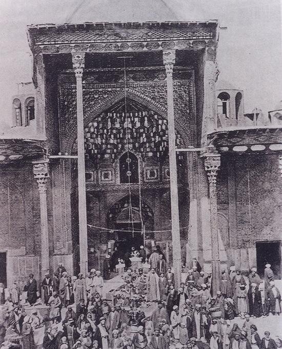 آجر به آجر عشق؛ راز هنر ایرانی‌ها در جوار حرم مطهر امام علی (ع)