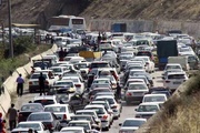 ترافیک سنگین ۳ ساعته در گردنه سربیژن جیرفت؛ تلاش پلیس برای کنترل محور