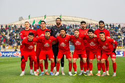 تیم فوتبال تراکتور تبریز برای بازی با استقلال تهران راهی یزد شد