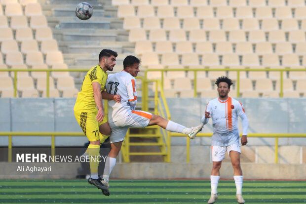 لیگ فوتبال آزادگان - نود ارومیه و مس کرمان