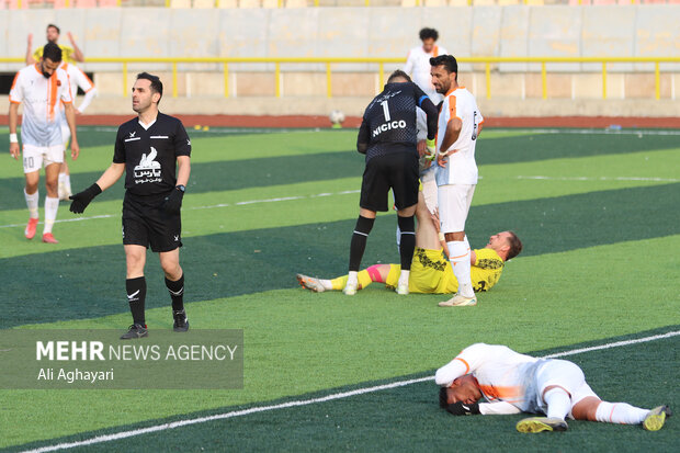 لیگ فوتبال آزادگان - نود ارومیه و مس کرمان