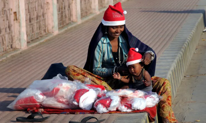 کریسمس سرد غرب؛ فقر، بیکاری و بحران اقتصادی در آستانه سال نو میلادی