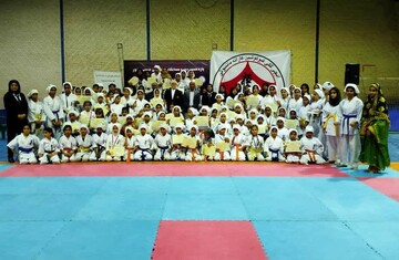 هرمزگان قهرمان کاراته «ایچی گکی» بانوان کشور شد