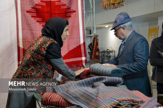 نمایشگاه صنایع دستی بندرعباس