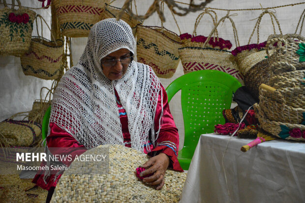نمایشگاه صنایع دستی بندرعباس