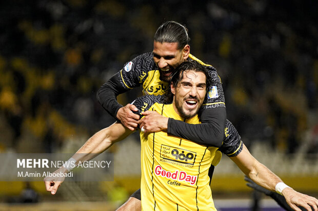 لیگ برتر فوتبال ؛ سپاهان اصفهان و چادرملو اردکان
