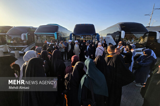 کاروان عمره دانشگاهیان