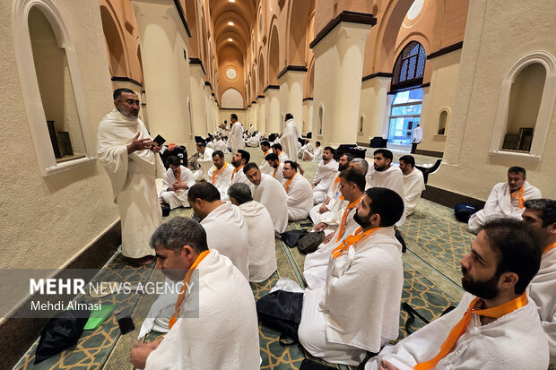 کاروان عمره دانشگاهیان