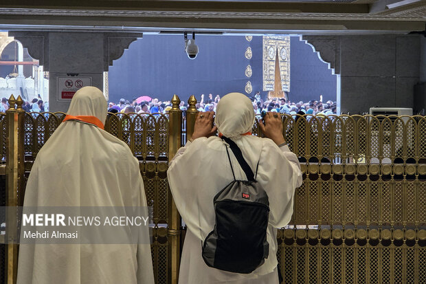 کاروان عمره دانشگاهیان