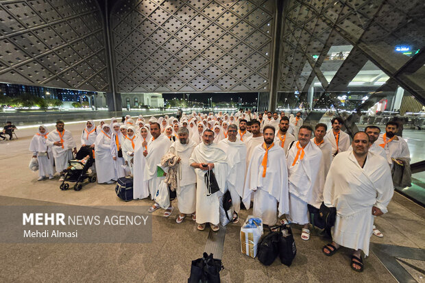 کاروان عمره دانشگاهیان