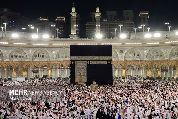 کاروان عمره دانشگاهیان