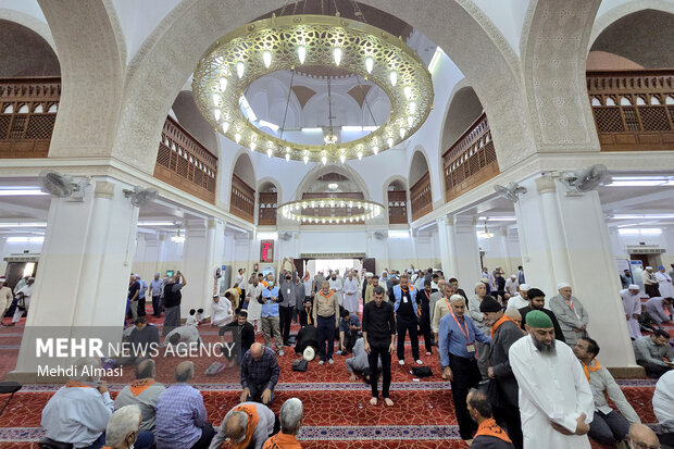 کاروان عمره دانشگاهیان