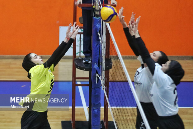 هفته پنجم لیگ برتر والیبال بانوان در تبریز