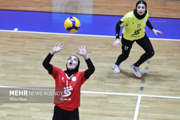 هفته پنجم لیگ برتر والیبال بانوان در تبریز