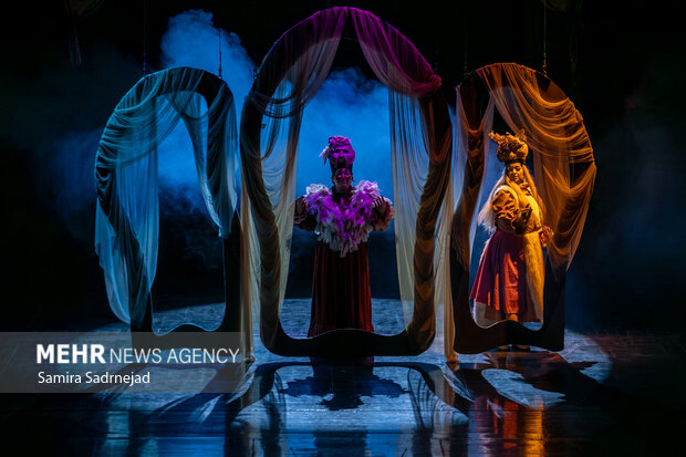 نمایش موزیکال رابین هود