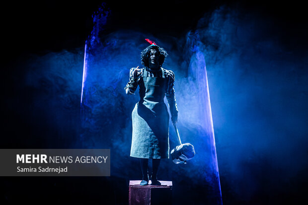 نمایش موزیکال رابین هود