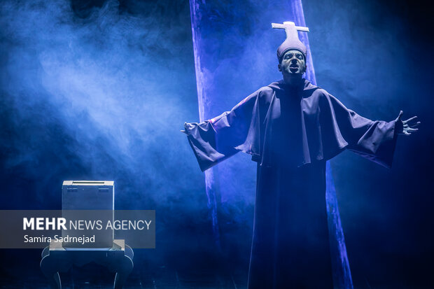 نمایش موزیکال رابین هود