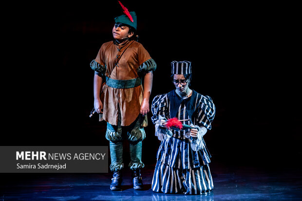 نمایش موزیکال رابین هود