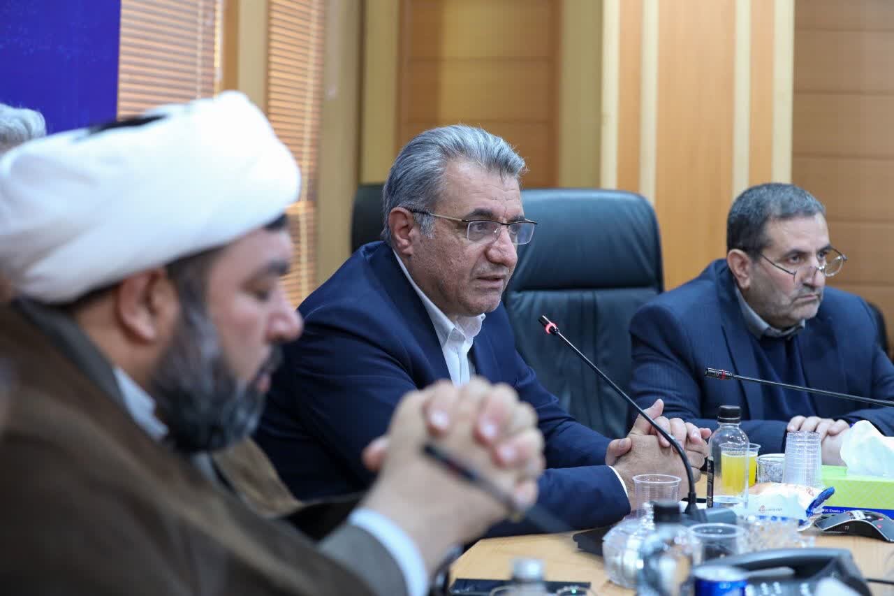 كارگران،مسكن،صنايع،وزارت،رستمي،كارگري،تعاون،رفاه،پيگيري