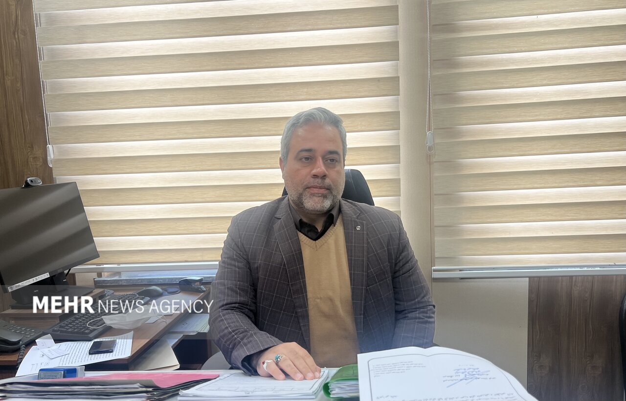 اصیلی: ساماندهی سد معبر باید بدون تعارف و با اخطار قانونی انجام شود اصیلی: ساماندهی سد معبر باید بدون تعارف و با اخطار قانونی انجام شود