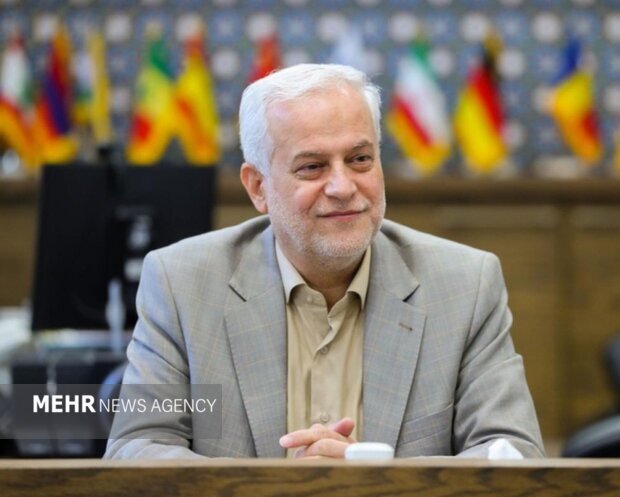 افتتاح أكبر سوق للزهور والنباتات في البلاد في أصفهان