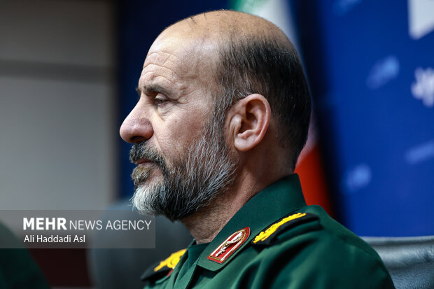 رونمایی از دست خط منتشر نشده سردار سپهبد شهید حاج قاسم سلیمانی