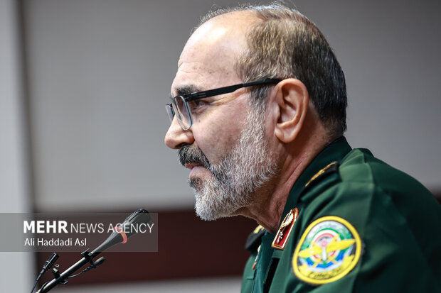 رونمایی از دست خط منتشر نشده سردار سپهبد شهید حاج قاسم سلیمانی