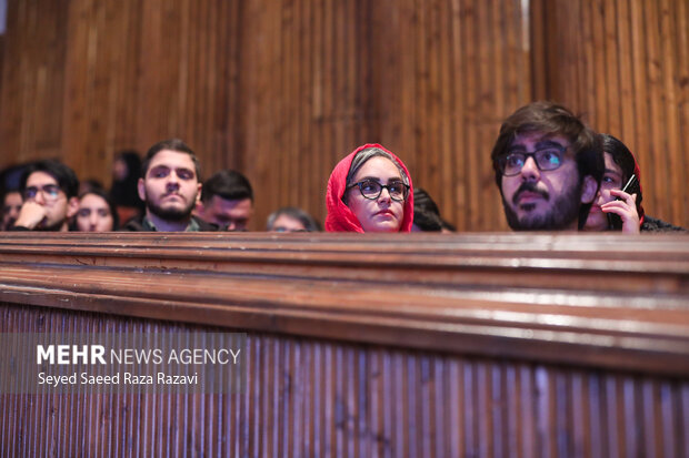 مراسم پرتاب هم‌زمان ٣ ماهواره ایرانی به فضا