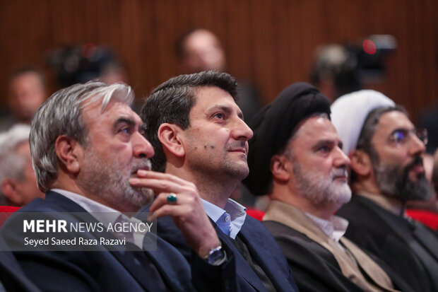 مراسم پرتاب هم‌زمان ٣ ماهواره ایرانی به فضا