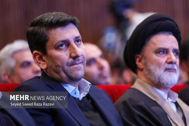 مراسم پرتاب هم‌زمان ٣ ماهواره ایرانی به فضا