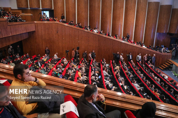 مراسم پرتاب هم‌زمان ٣ ماهواره ایرانی به فضا