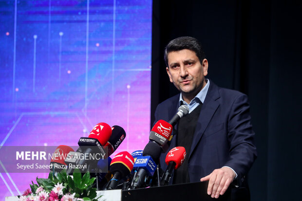 مراسم پرتاب هم‌زمان ٣ ماهواره ایرانی به فضا