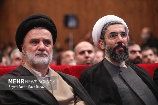 مراسم پرتاب هم‌زمان ٣ ماهواره ایرانی به فضا