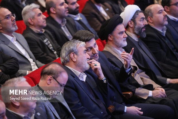 مراسم پرتاب هم‌زمان ٣ ماهواره ایرانی به فضا