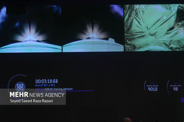 مراسم پرتاب هم‌زمان ٣ ماهواره ایرانی به فضا