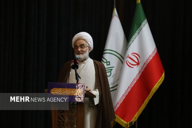 آیت الله فلاحتی: هیچ اغماضی با اغتشاشگران نباید شود آیت الله فلاحتی: هیچ اغماضی با اغتشاشگران نباید شود