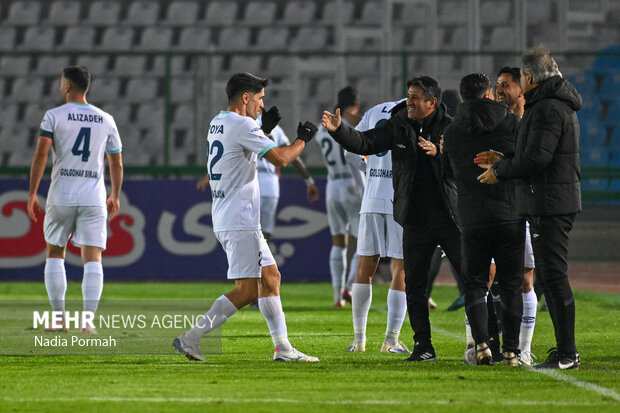 لیگ برتر فوتبال - استقلال  و گل گهر