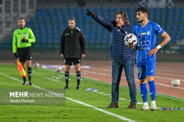 لیگ برتر فوتبال - استقلال  و گل گهر