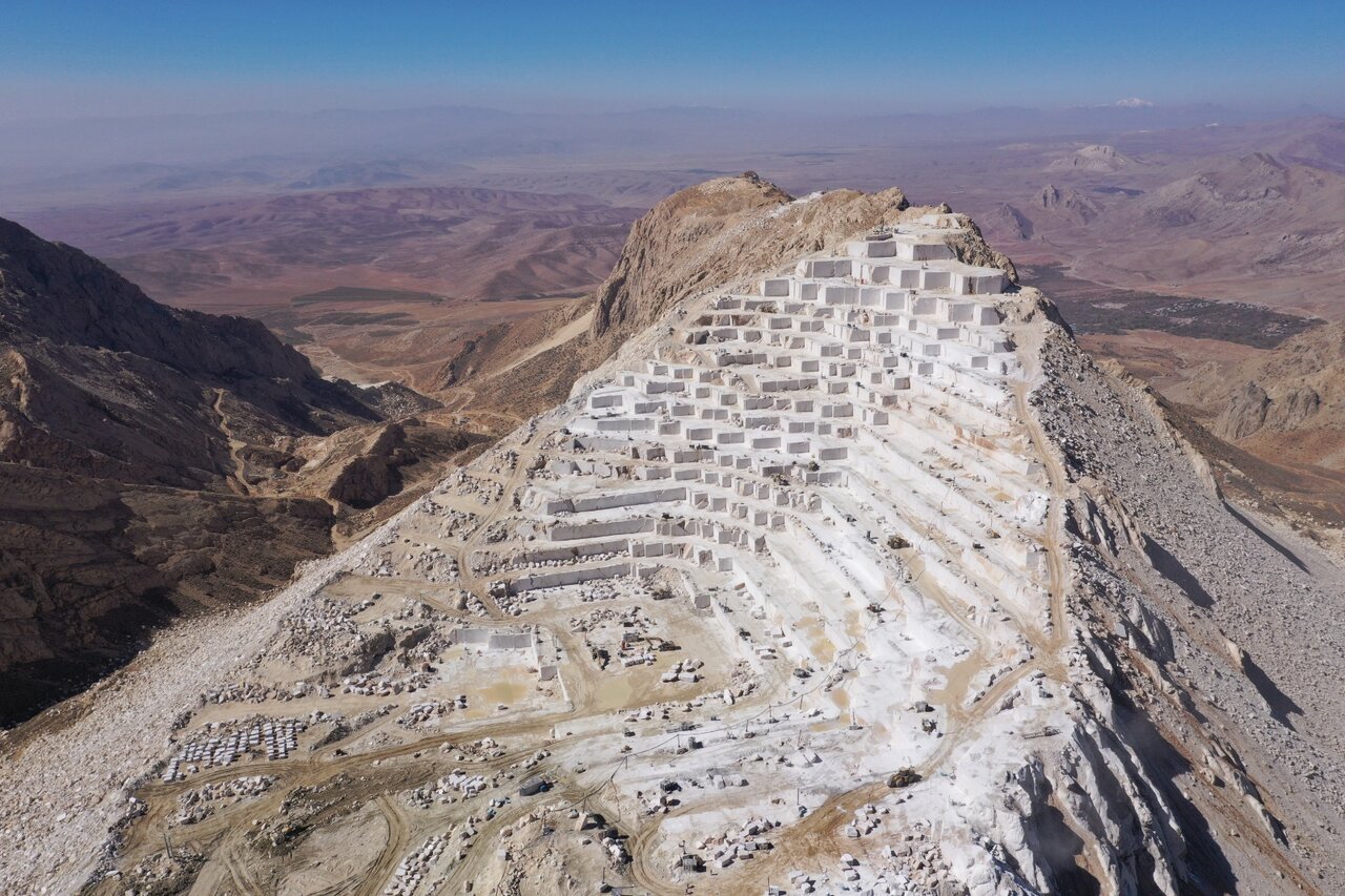 فارس در مسیر جهش معدنی؛ ۵۸ میلیون تن استخراج و ۴۱۱ میلیون دلار صادرات