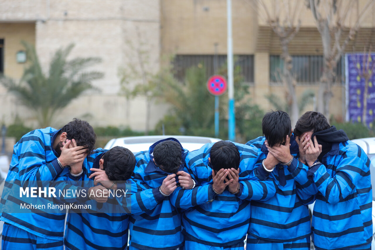 سرهنگ شادبهر: ۱۰۴ نفر از اغتشاشگران در رضوانشهر دستگیر شدند سرهنگ شادبهر: ۱۰۴ نفر از اغتشاشگران در رضوانشهر دستگیر شدند