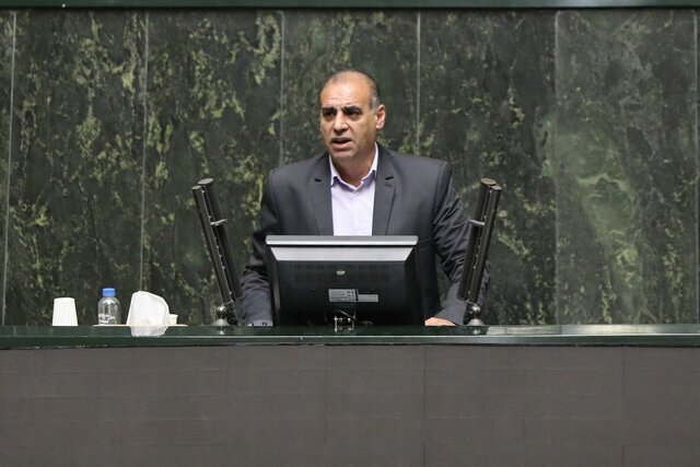 چراغی: افزایش ۲۰ درصدی حقوق کارکنان، ریشخند به سفره مردم است