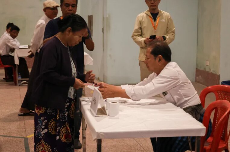 چين،ميانمار،گاردين،انتخابات،نوشت،ارتش،حمايت،كشور