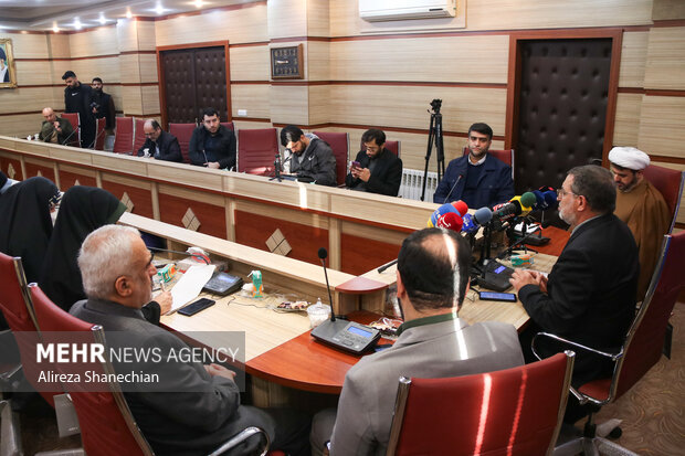 نشست خبری رئیس ستاد مرکزی بزرگداشت یوم‌الله ۹ دی در رشت