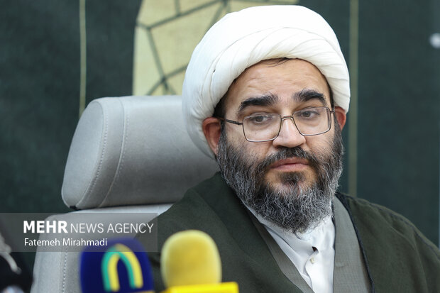 نشست هم آفرینی و فرهیختگان چهارمین دوره مهرواره هوای نو