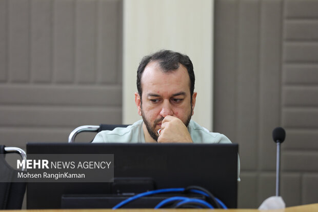 نشست تخصصی «بررسی مؤلفه‌­های اتحاد و همبستگی ایرانیان در گذار از جنگ‌ها و فتنه‌ها»